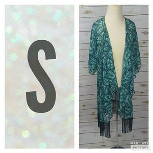 LuLaRoe wolf printed Monroe kimono